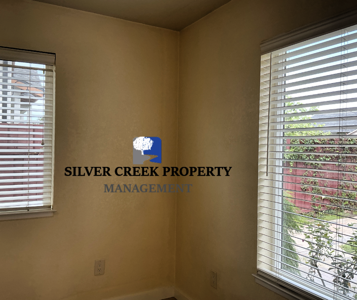 3018 Greenwood Dr - Photo 5 of 17