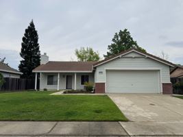 featured image of 1019 Shenencock Way