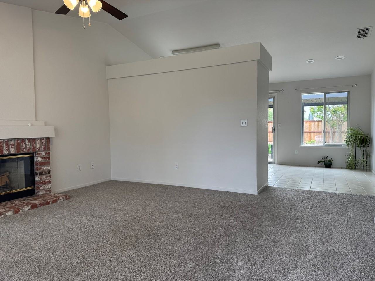 1019 Shenencock Way - Photo 3 of 18