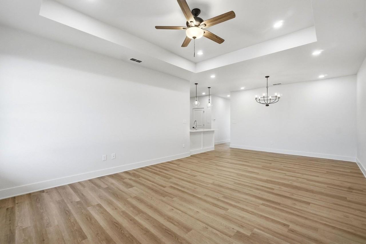 6517 6517 Iverness St - Photo 4 of 26