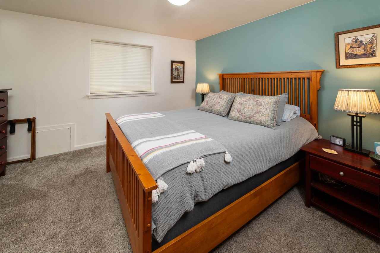 2010 Nw Cascade View Dr - Photo 7 of 16