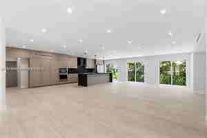 featured image of 2251 Sw 20th St #0