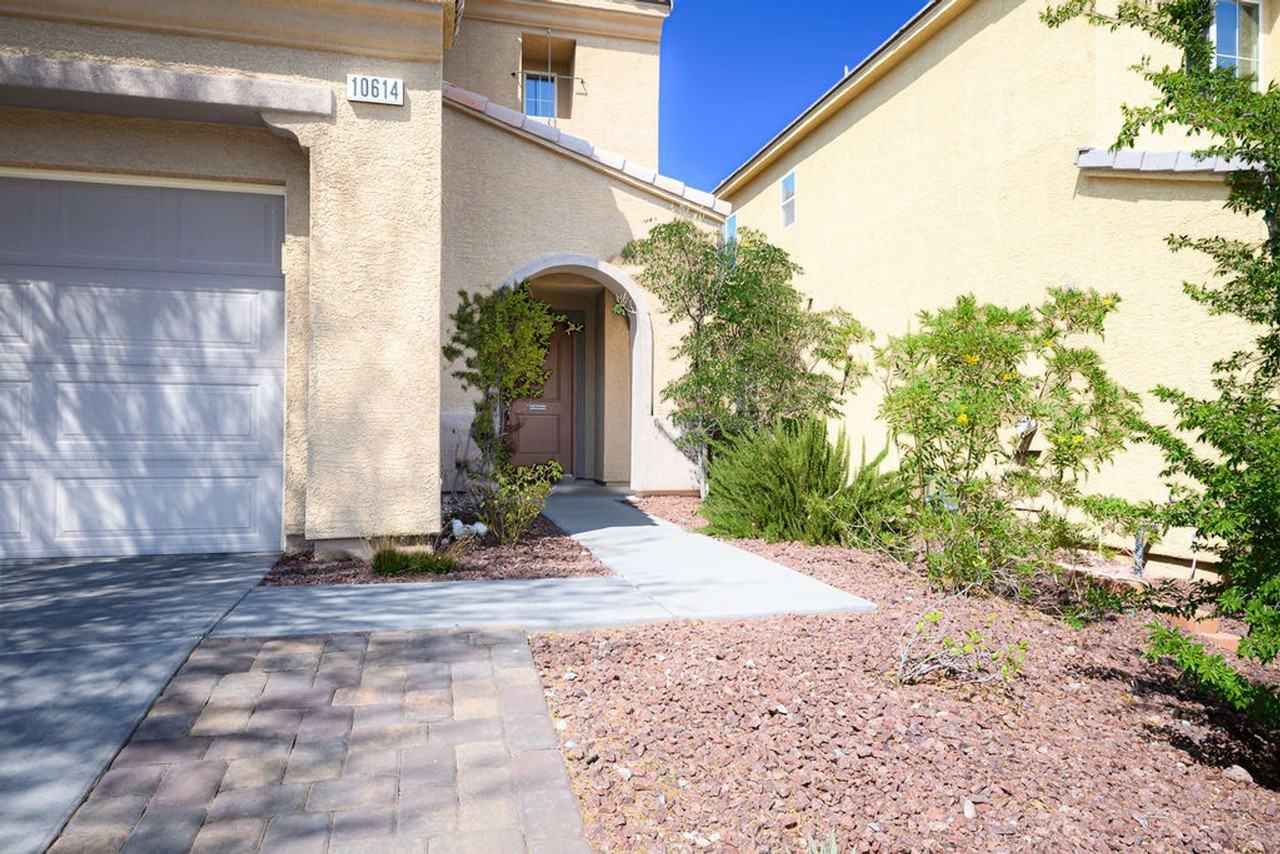 10614 Mount Blackburn Ave - Photo 7 of 39