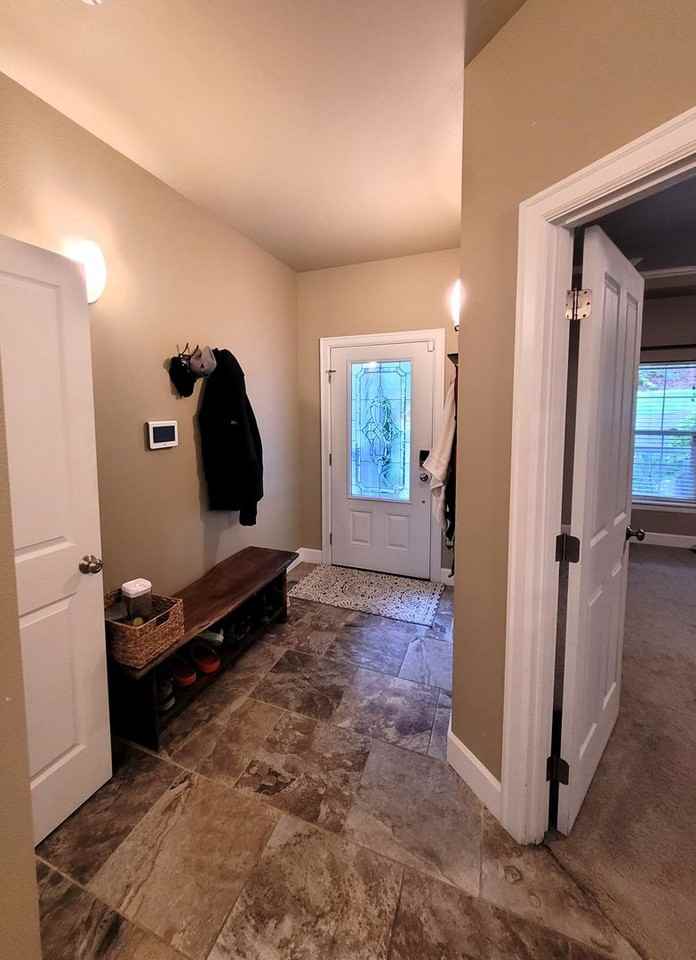 4735 Columbus Ave - Photo 2 of 48