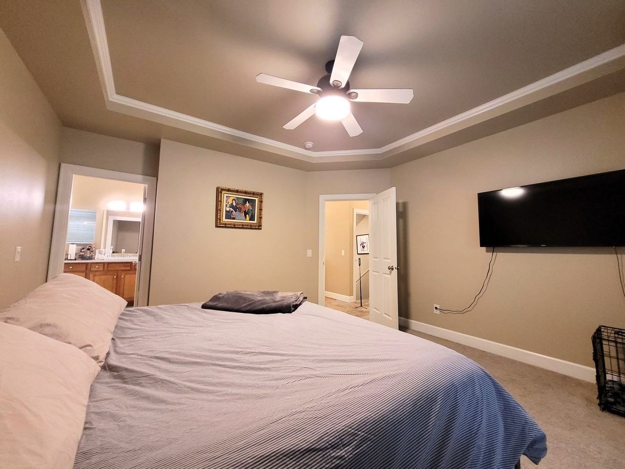 4735 Columbus Ave - Photo 4 of 48