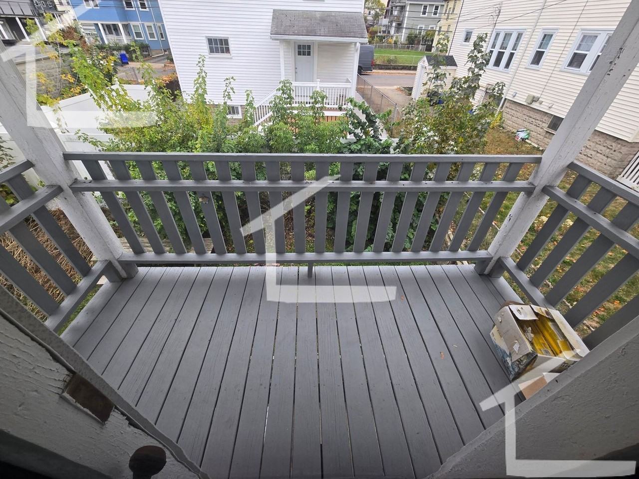 70B Montcalm Ave - Photo 4 of 8