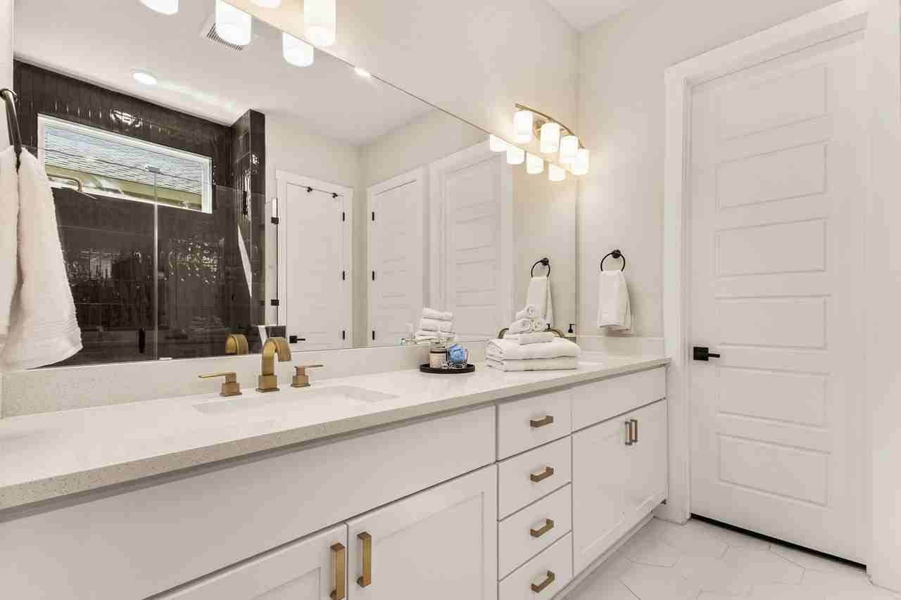 12600 Purple Prairie Ln - Photo 3 of 44