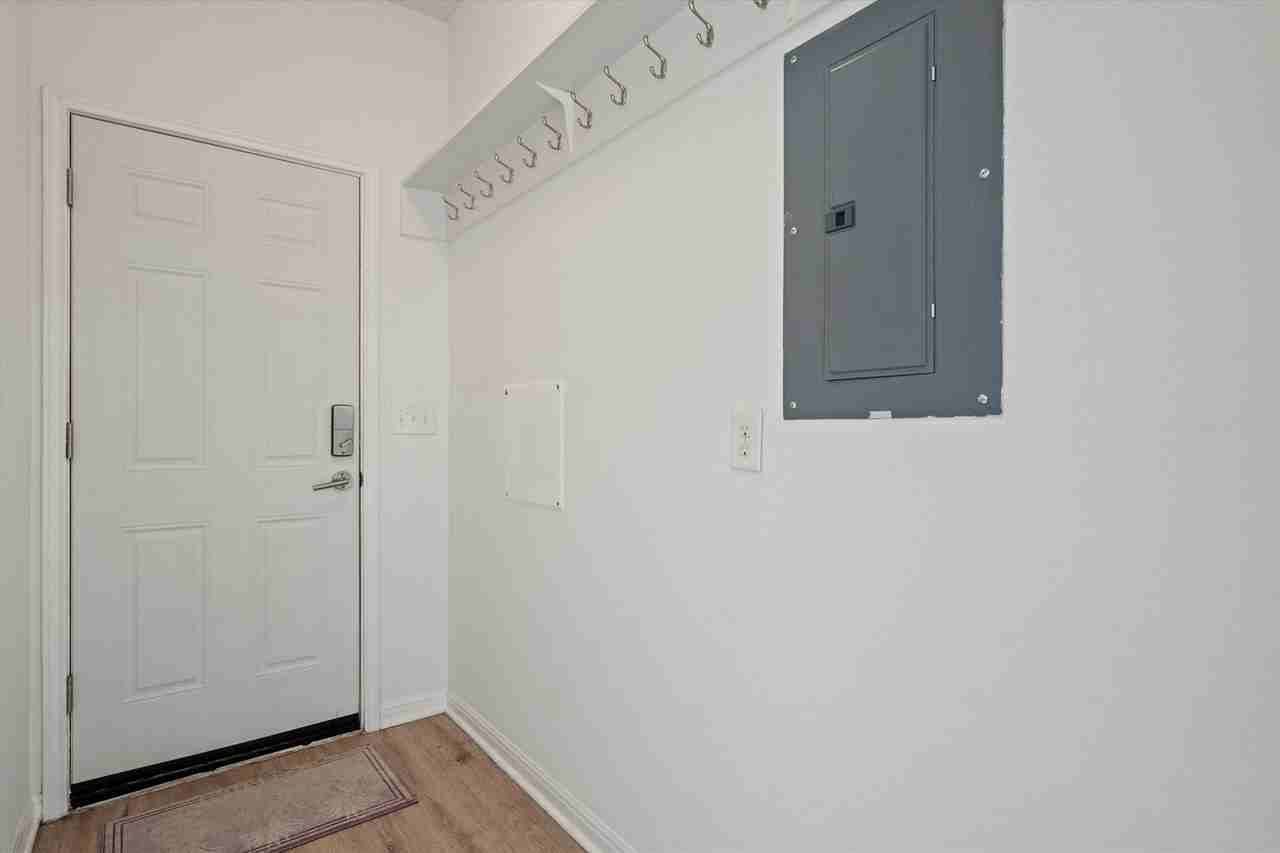 1629 Arbor Knot Dr #MAIN - Photo 4 of 33