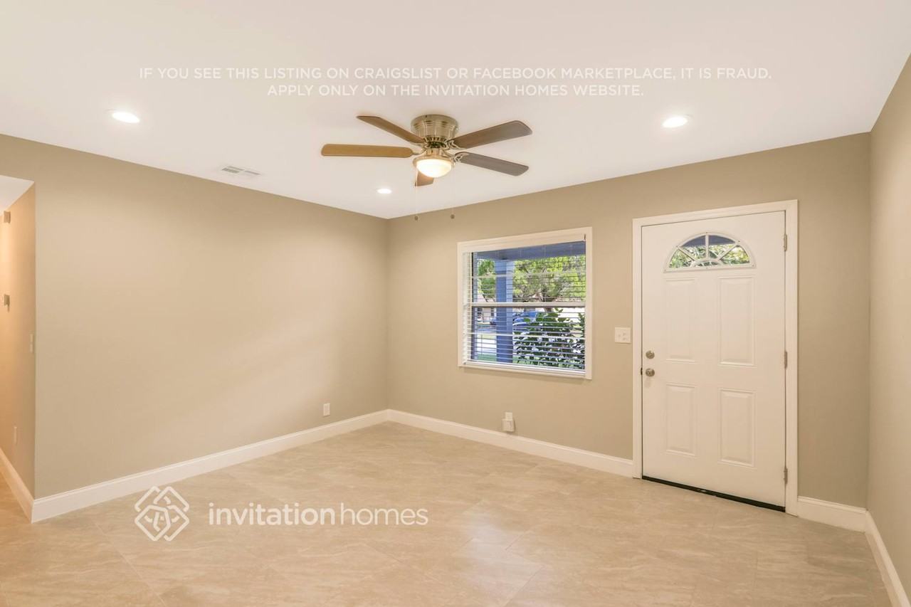 4421 Perch St - Photo 3 of 26