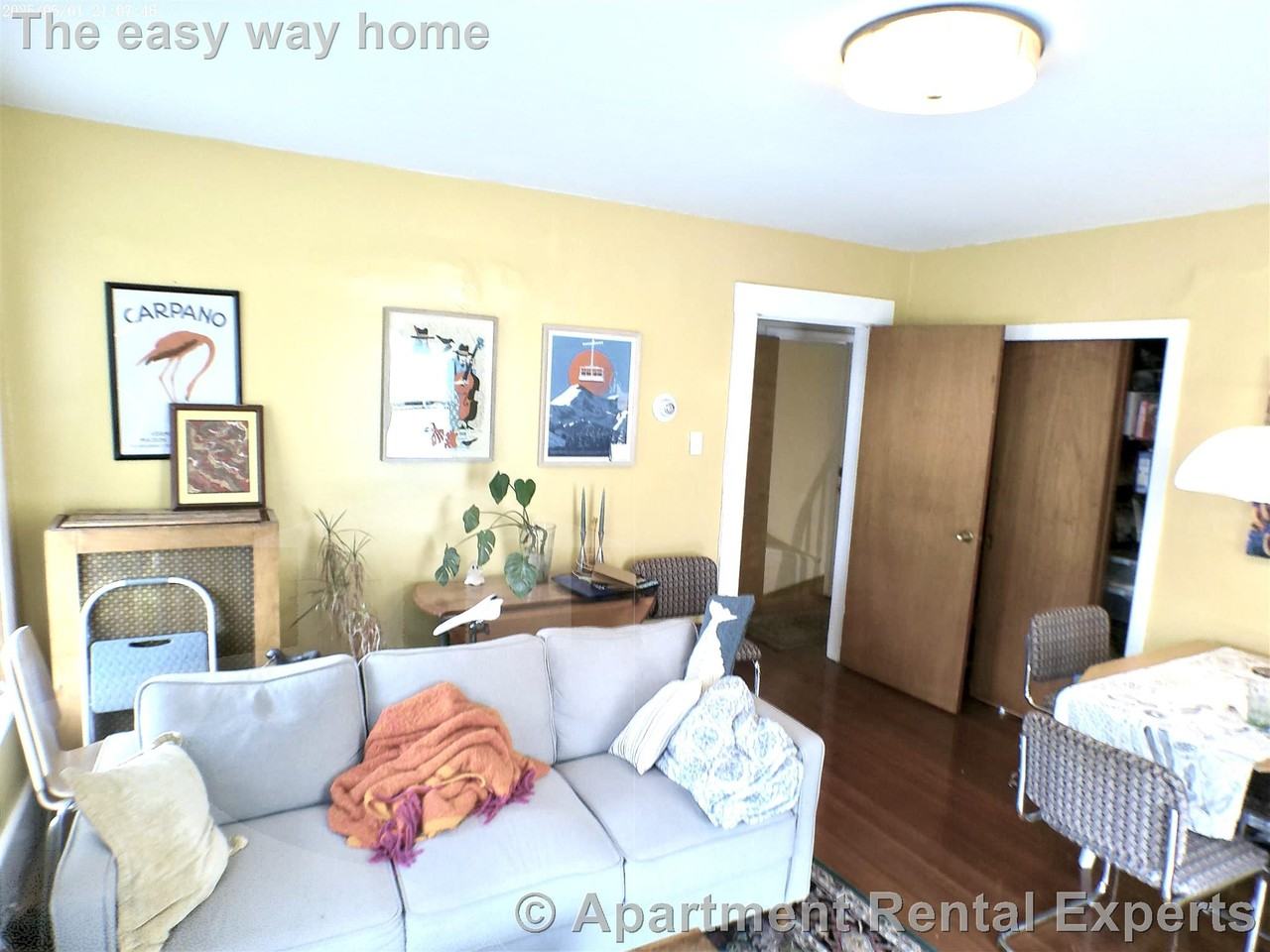 26 Dover St #2 - Photo 3 of 17