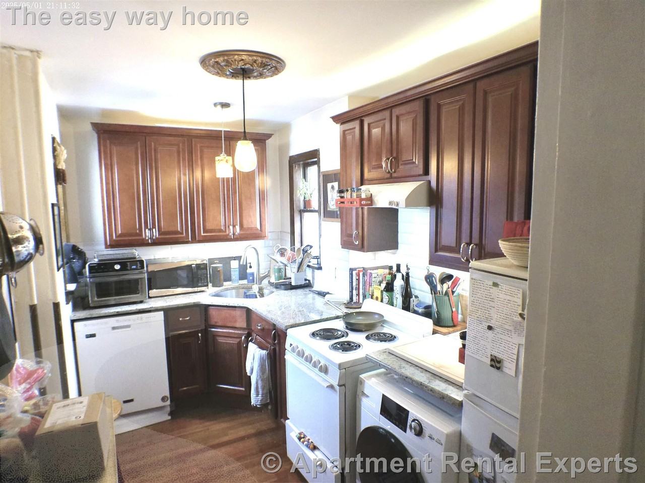 26 Dover St #2 - Photo 4 of 17