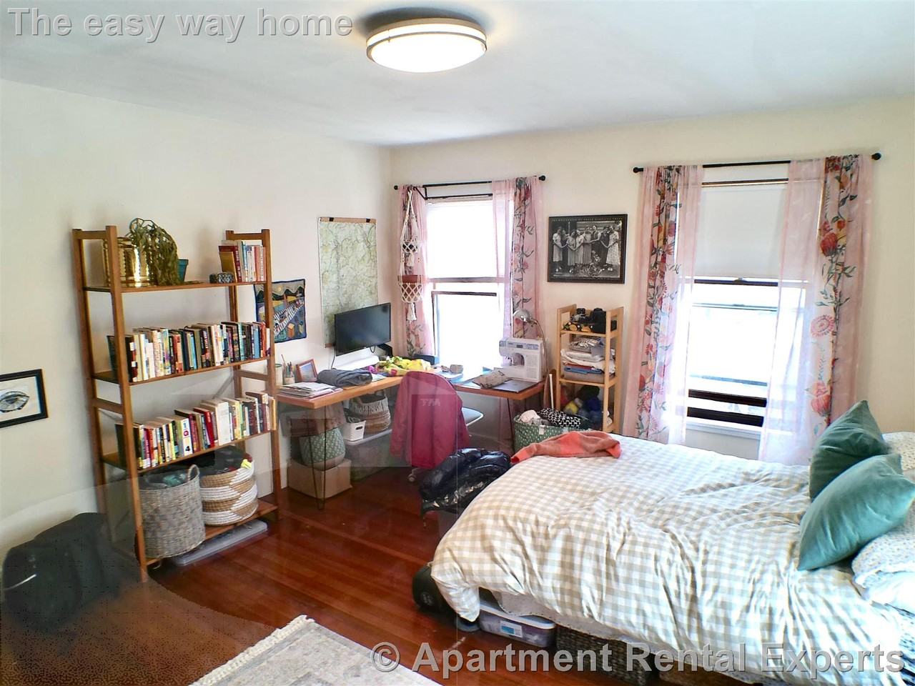 26 Dover St #2 - Photo 7 of 17