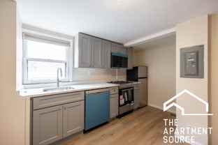 1501 W Fullerton Ave #1R - Photo 1 of 1