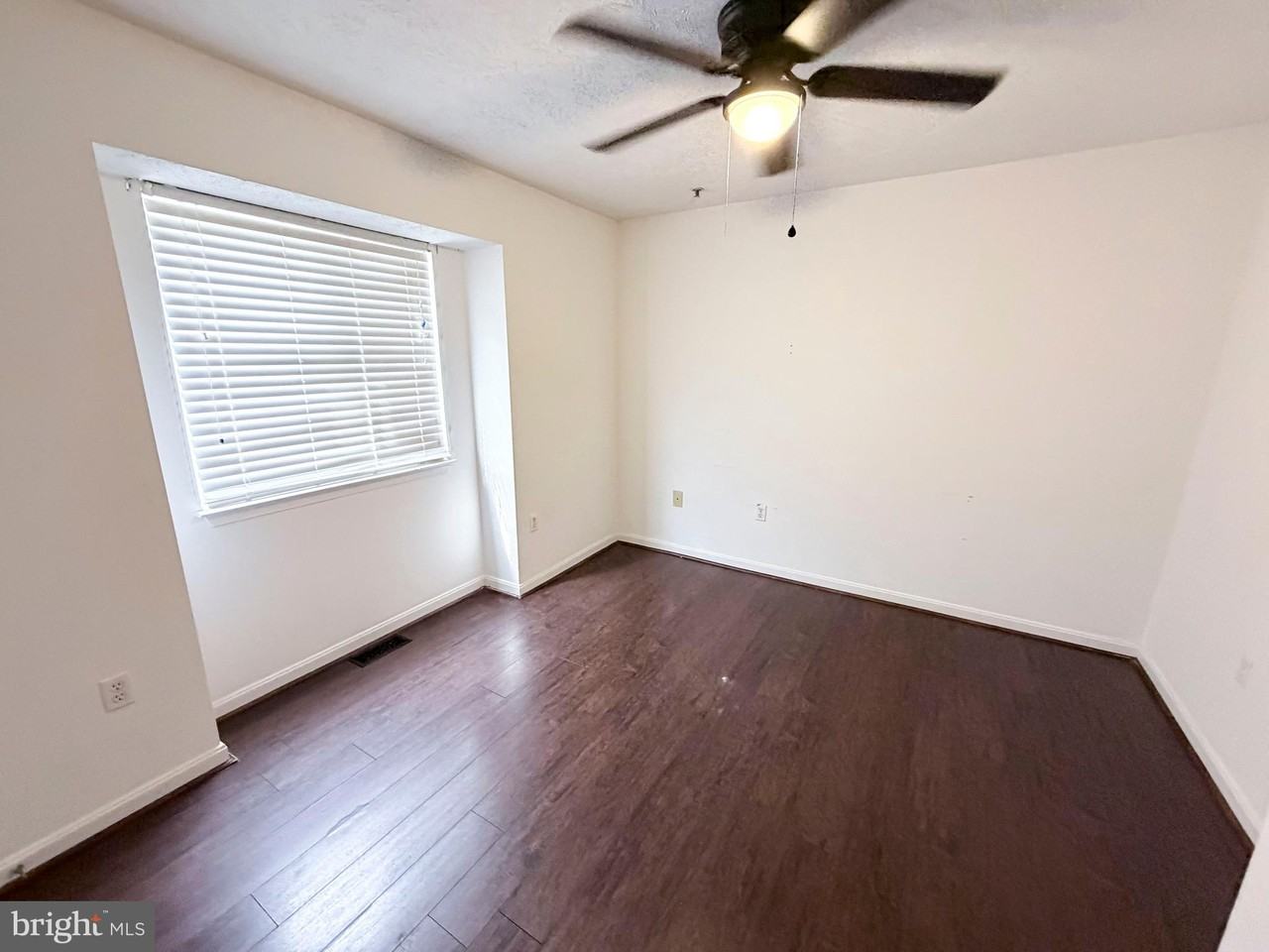 45503 Knockeyon Ln - Photo 6 of 18