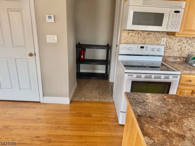 419 Rahway Ave Unit 2 - Photo 4 of 8