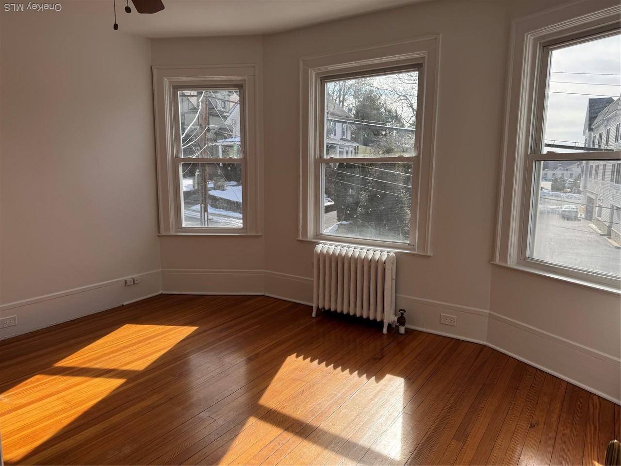 129 Washington Ave - Photo 4 of 14