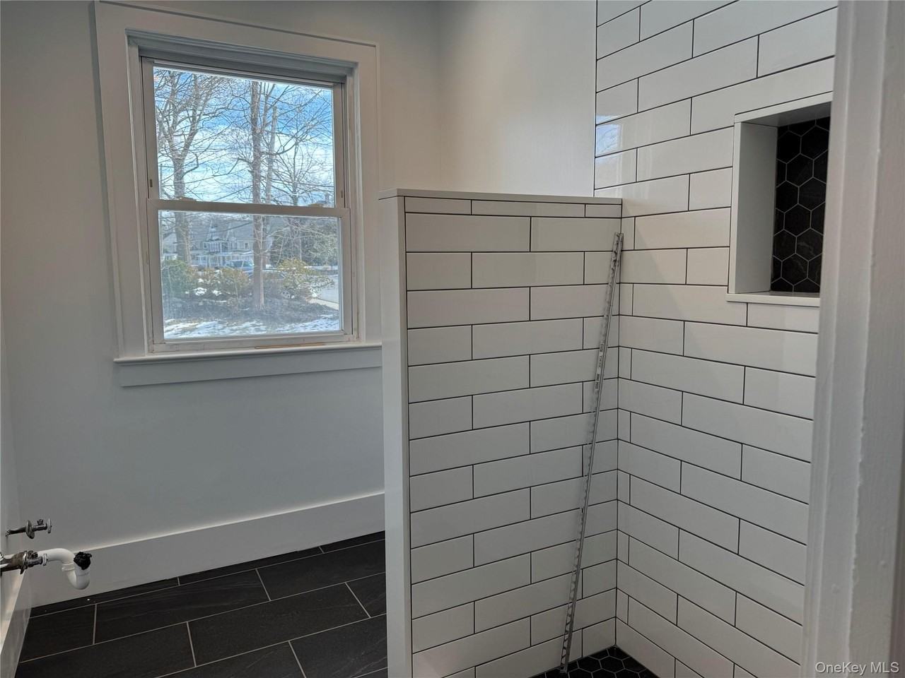 129 Washington Ave - Photo 5 of 14