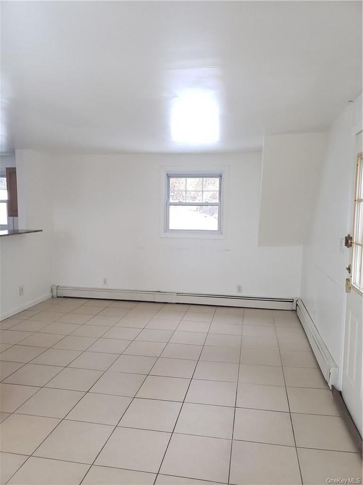 51 Hillandale Ave - Photo 4 of 21