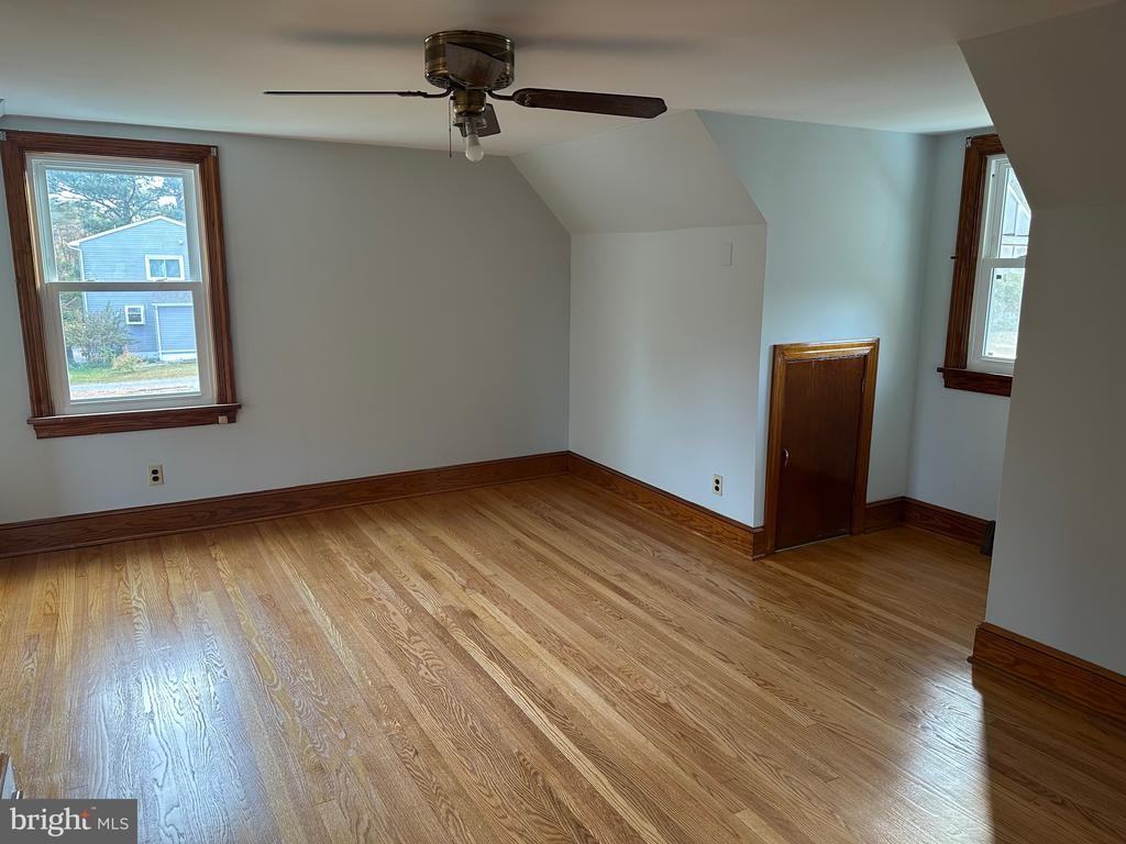 905 Taskforce Dr - Photo 7 of 9