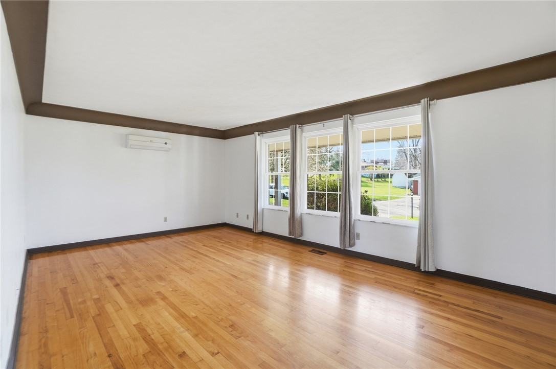 2820 Vickie Dr - Photo 7 of 44