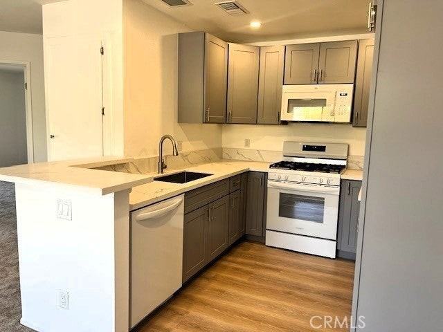 19114 Parkland St - Photo 2 of 11