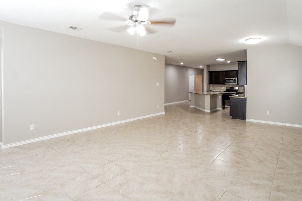 18003 Dalton Shadow Ln - Photo 5 of 16