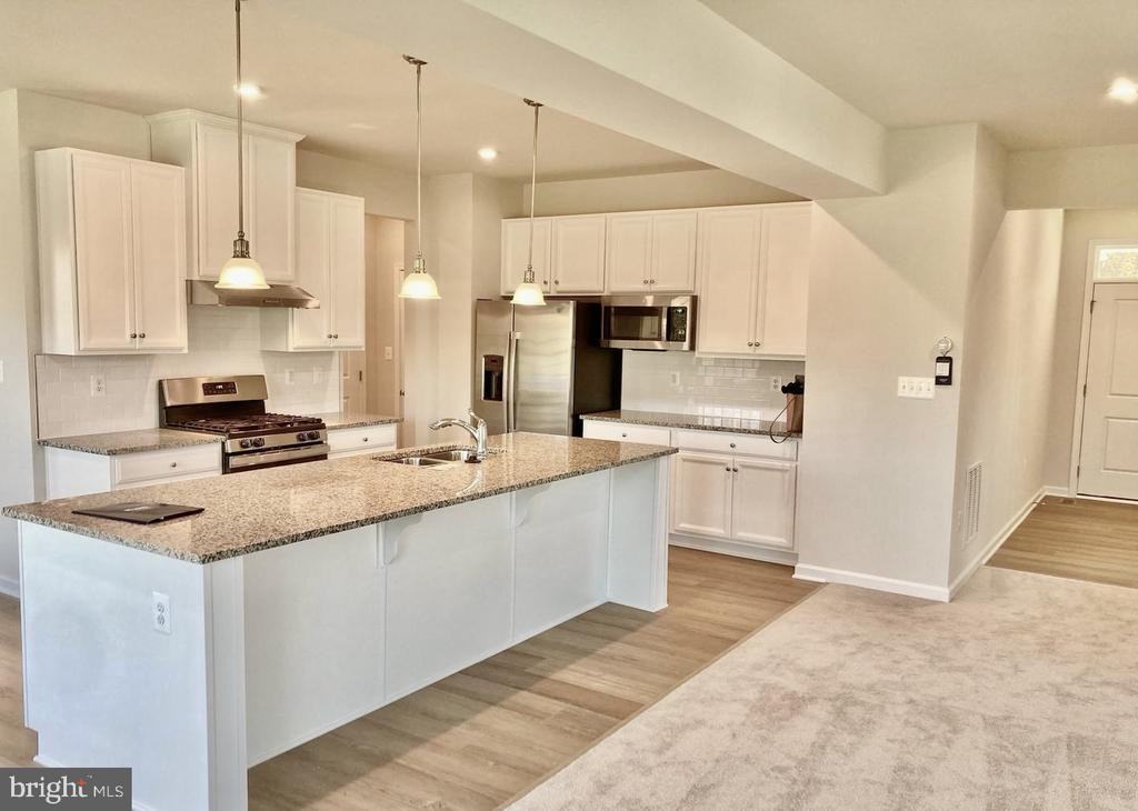 5303 Ivy Hill Dr - Photo 6 of 15