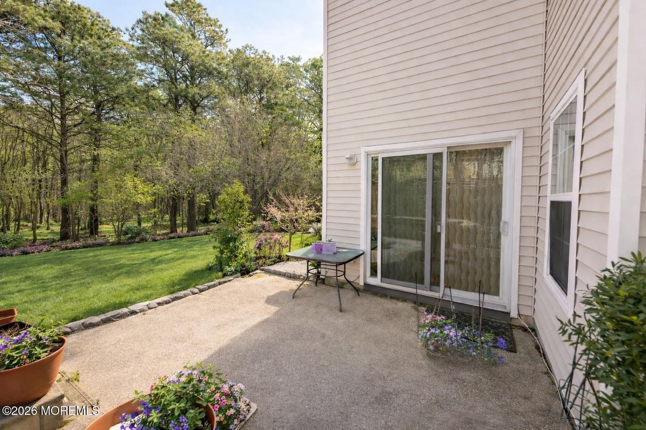 26 Buford Ct - Photo 3 of 34