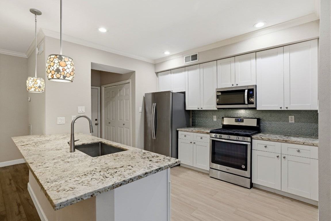 12625 Memorial Dr - Photo 7 of 27