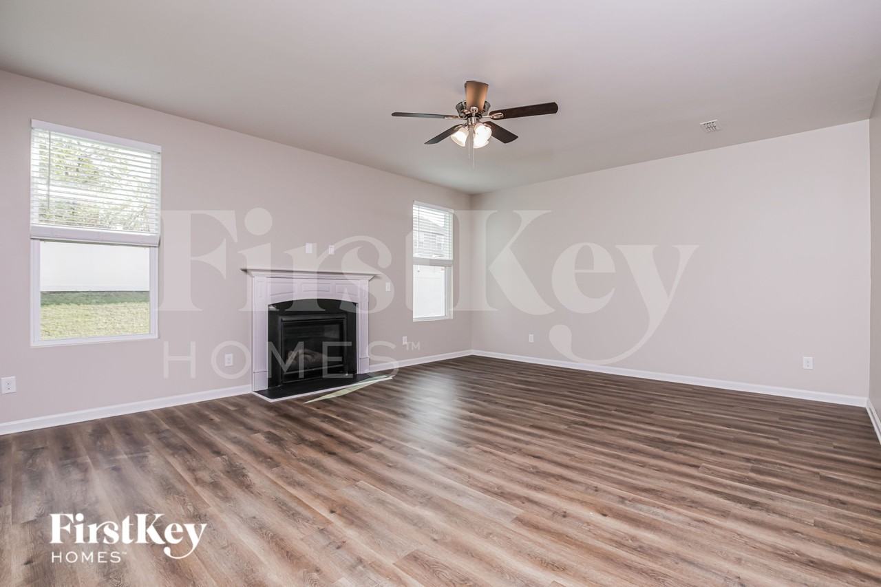 3946 Massey Run - Photo 2 of 19