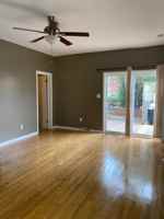 featured image of 327 38th St