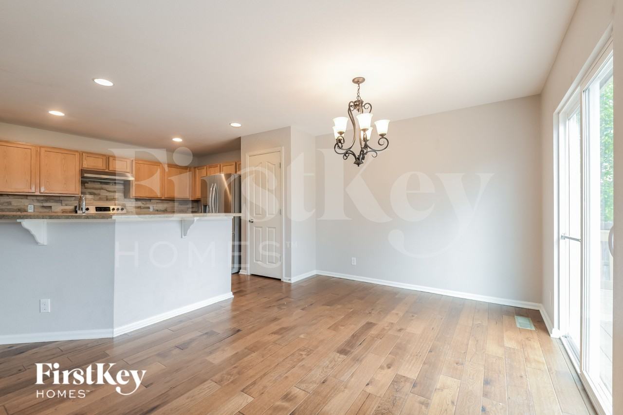 800 Lonewolf Cir - Photo 5 of 16