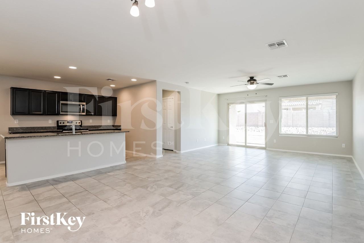 11562 W Oilseed Dr - Photo 3 of 15