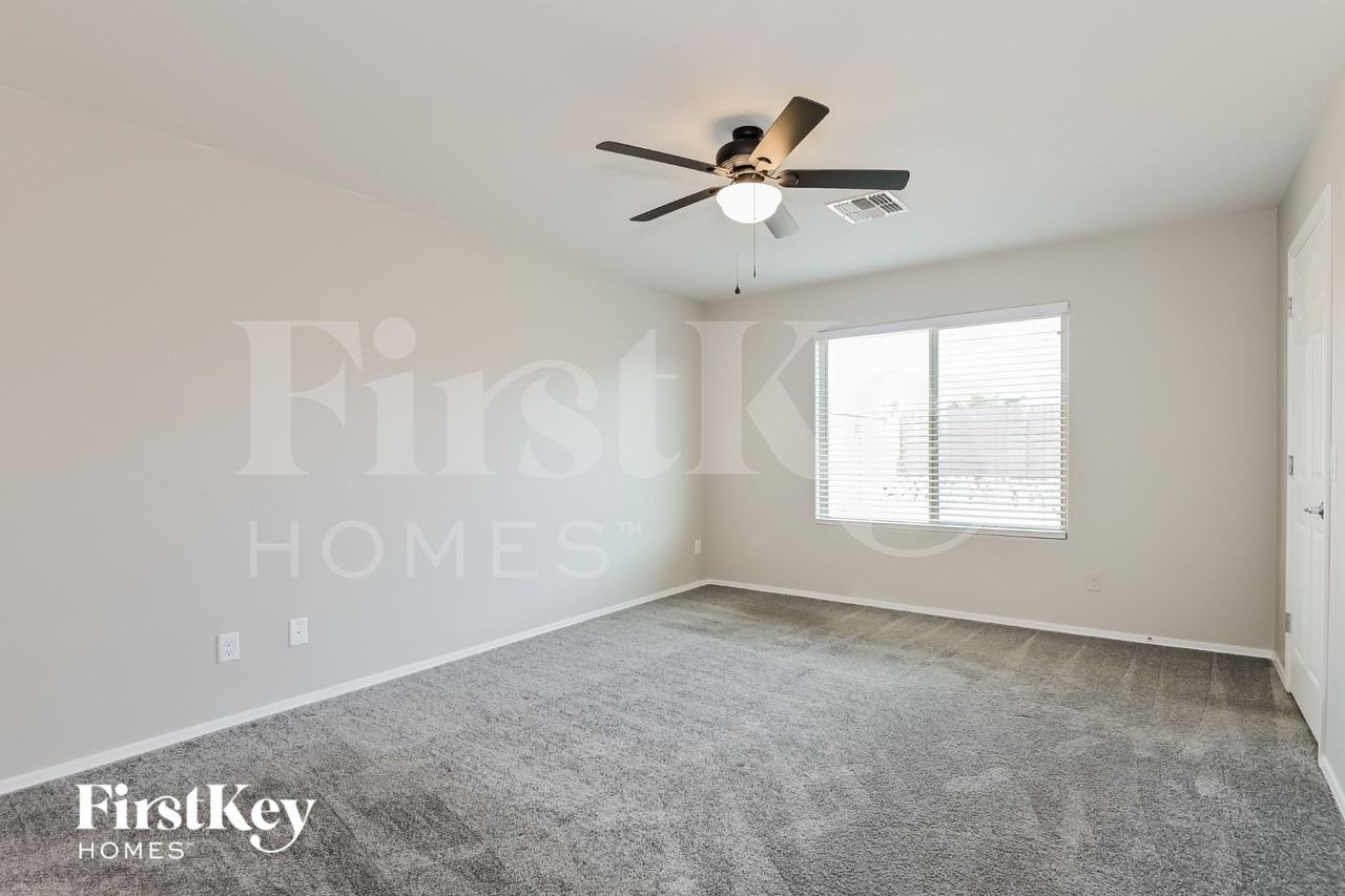 11562 W Oilseed Dr - Photo 6 of 15