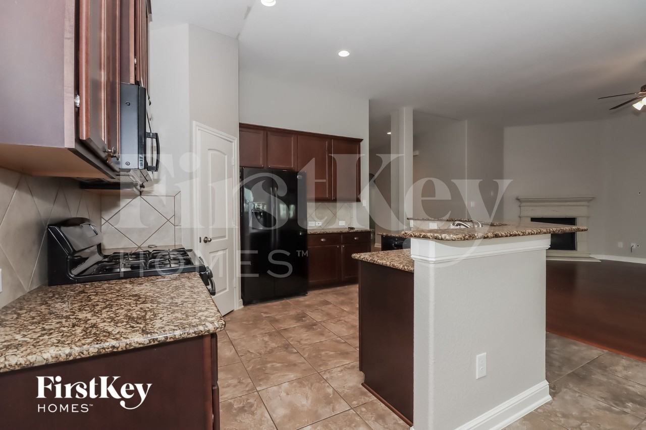 15007 Appian Oak St - Photo 7 of 15