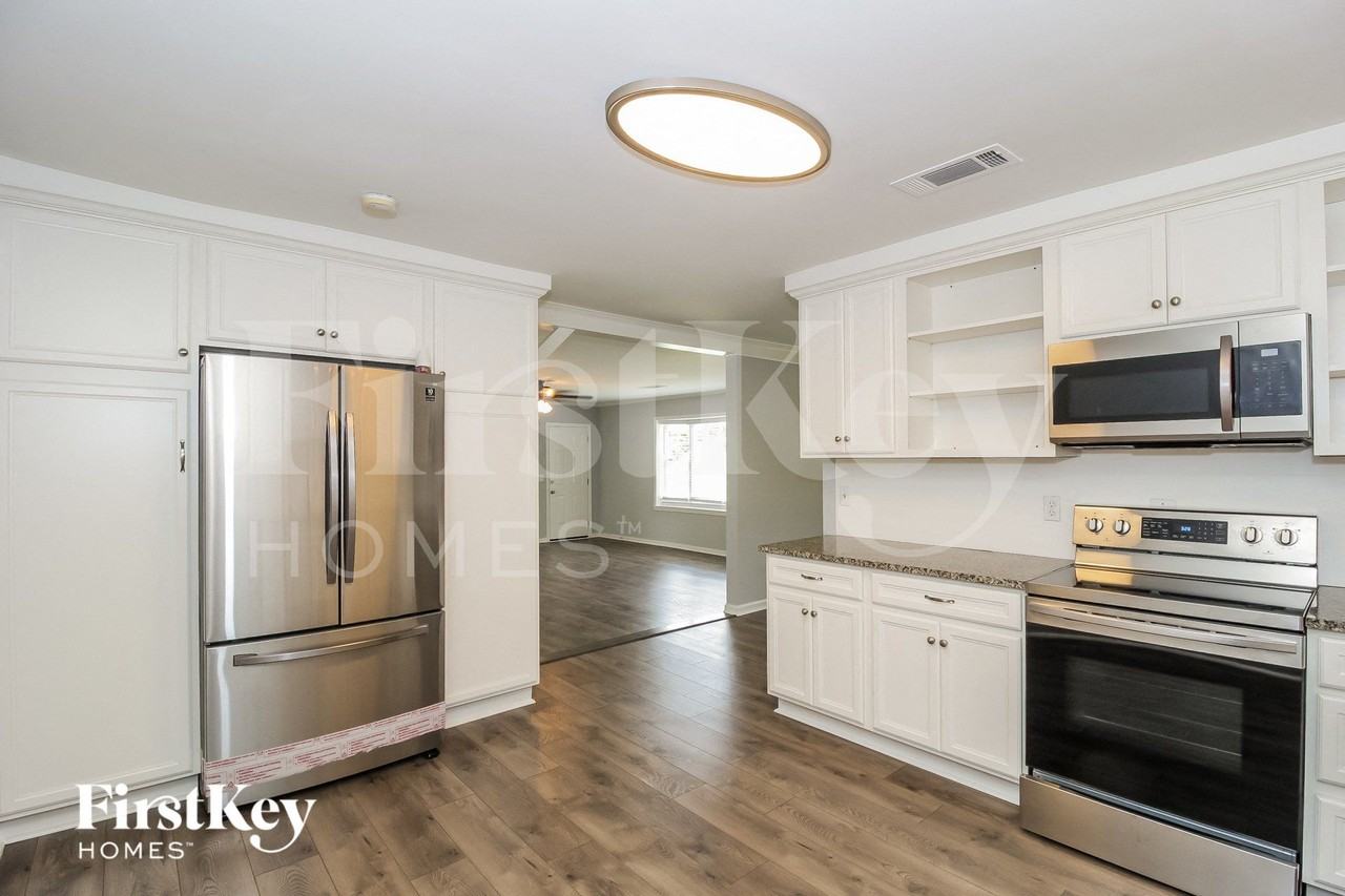 76 Hunters Cir - Photo 5 of 15