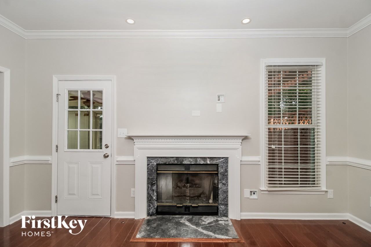 3005 Kings Pond Rd - Photo 2 of 15