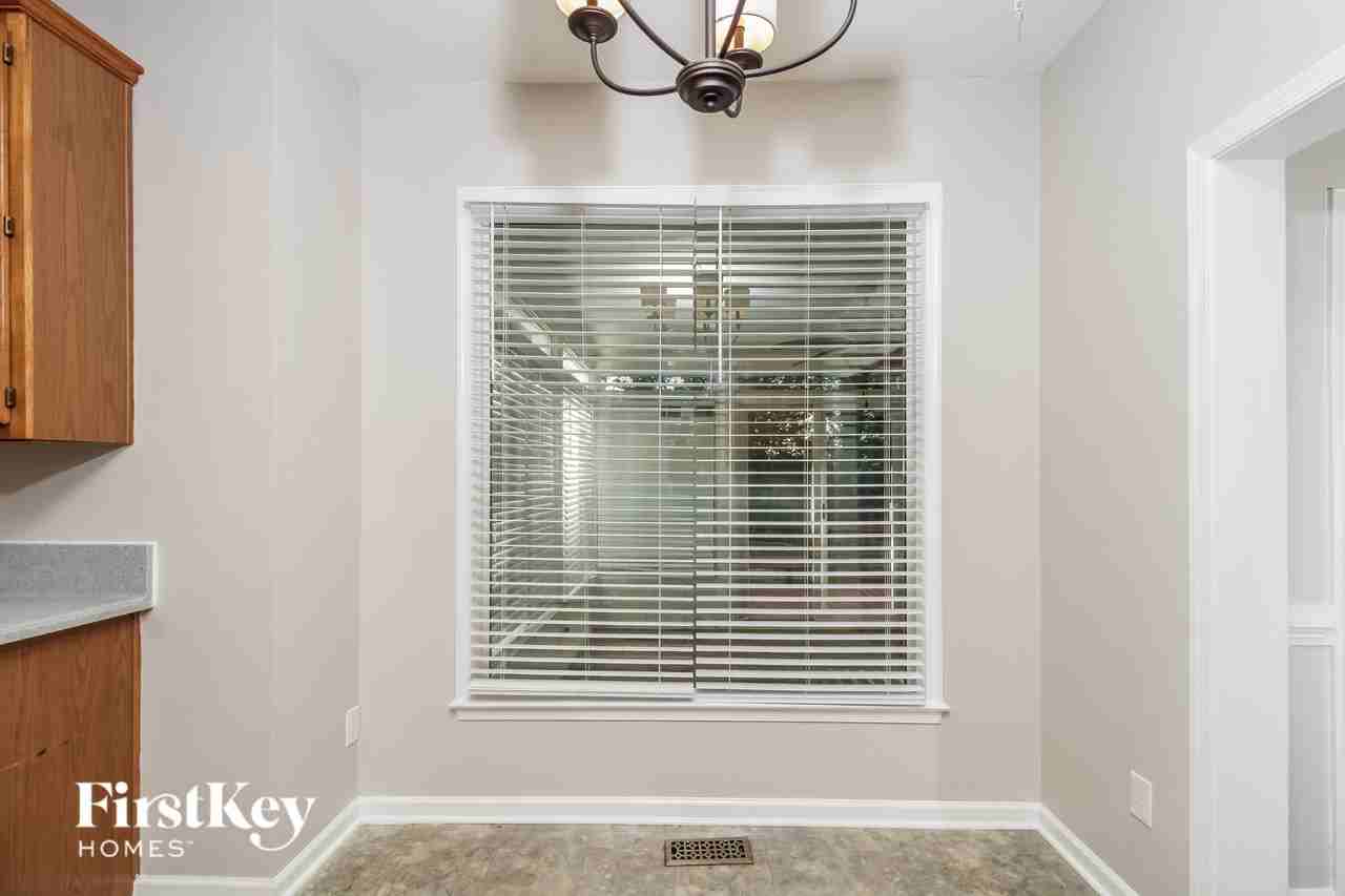 3005 Kings Pond Rd - Photo 4 of 15