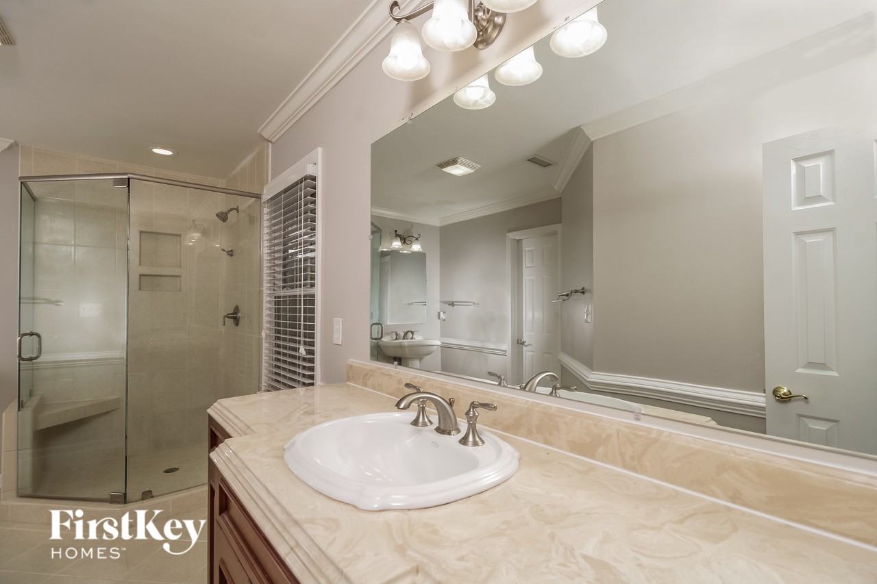 3005 Kings Pond Rd - Photo 7 of 15