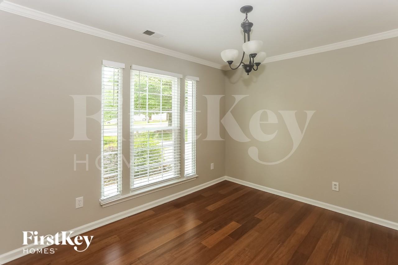 5841 Branthurst Dr - Photo 7 of 16