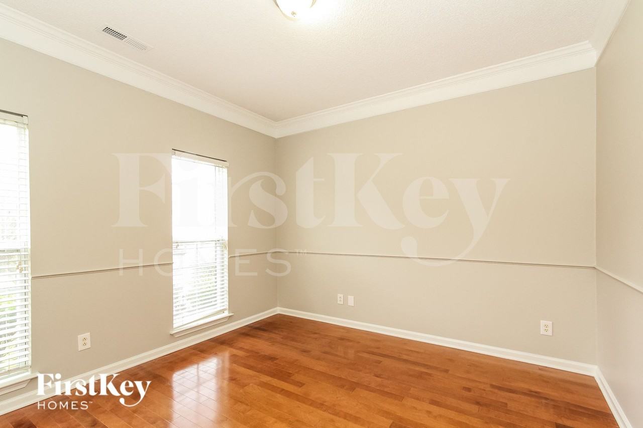 11208 Ridge Oak Dr - Photo 3 of 14