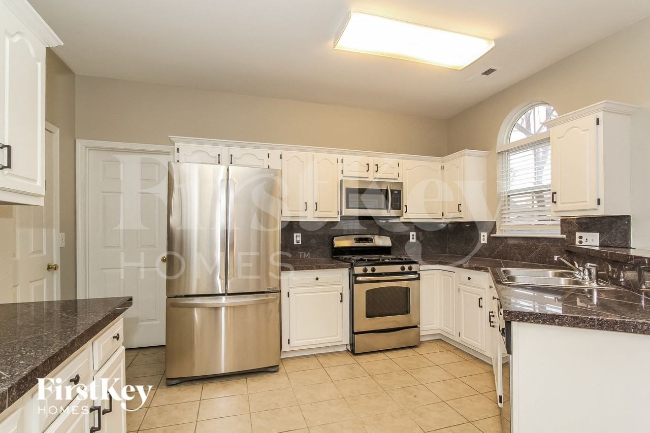 11208 Ridge Oak Dr - Photo 6 of 14