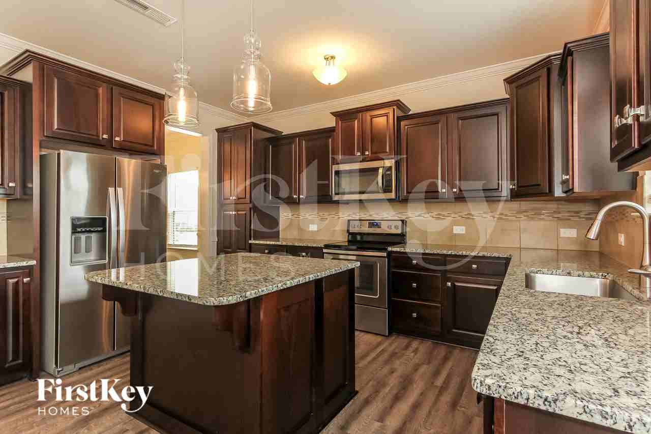 217 Fesperman Cir - Photo 7 of 15