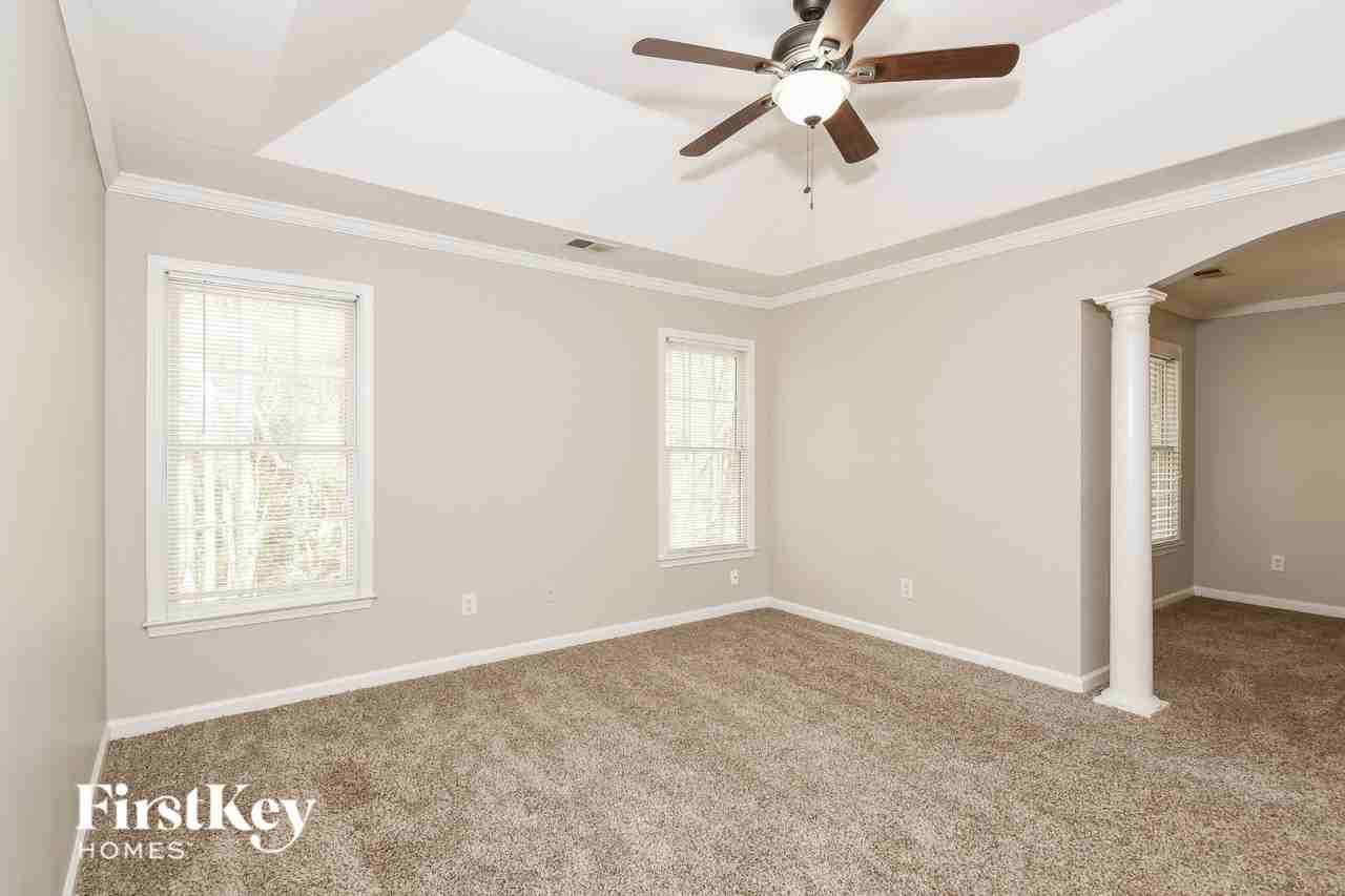 981 Brookton Sq - Photo 7 of 16