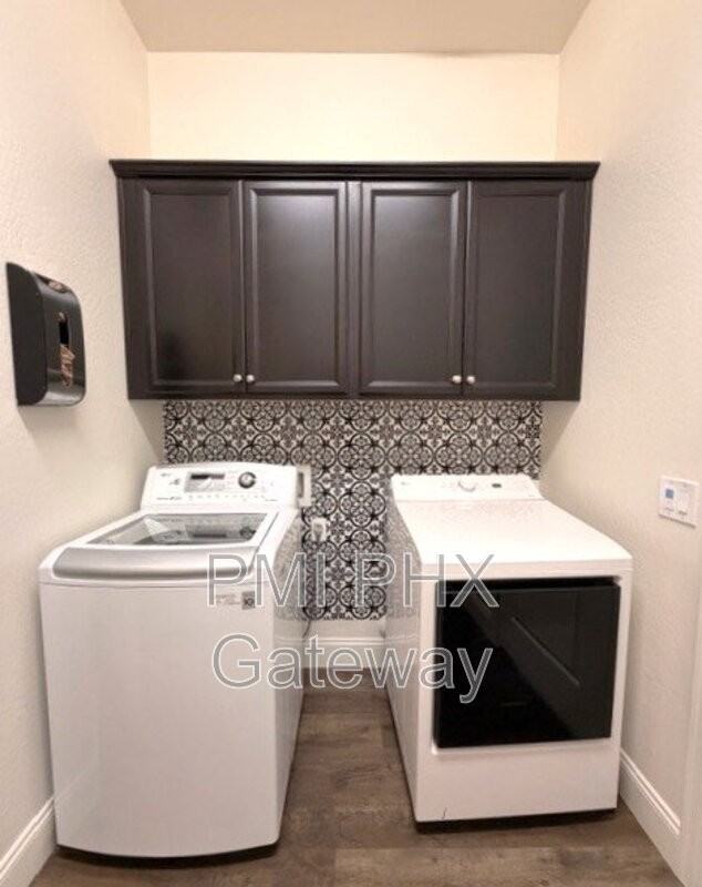 2685 E Ebony Dr - Photo 4 of 18