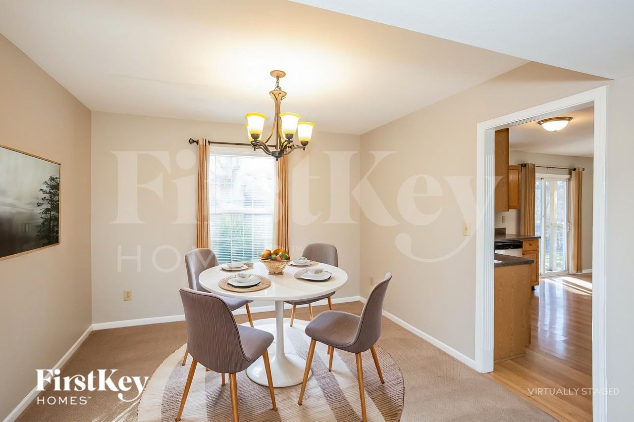 896 Preakness Dr - Photo 7 of 18