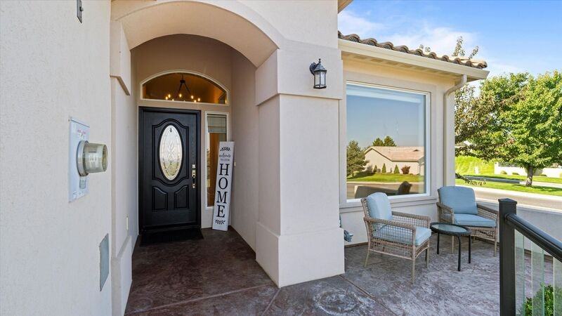 8731 W Skagit Ave - Photo 3 of 38