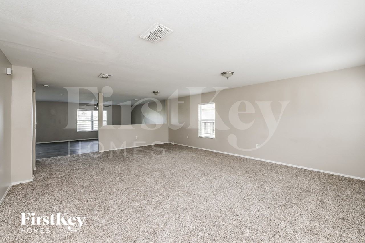 5455 Sandy Shell Dr - Photo 2 of 19