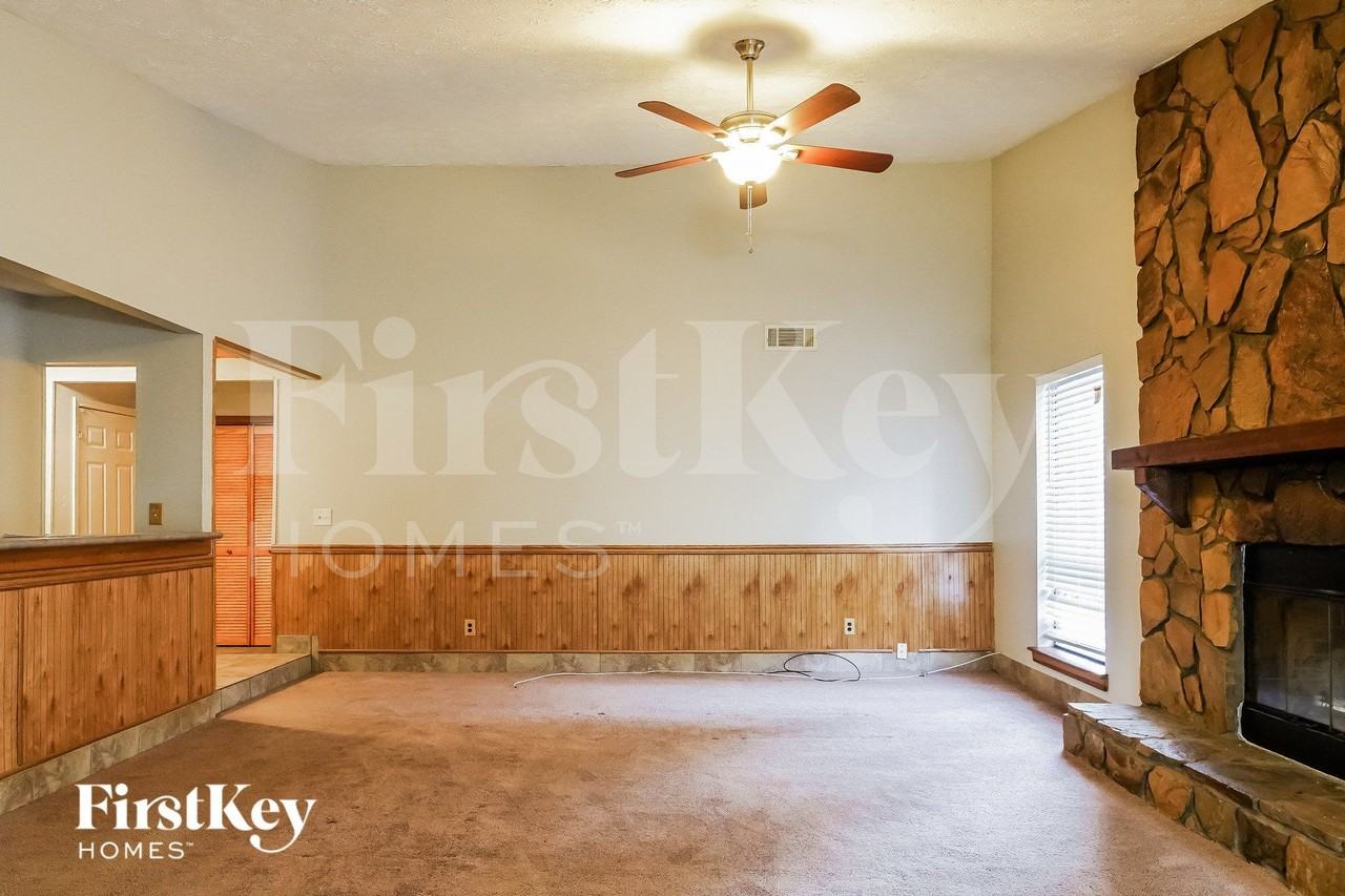 446 Ridgetop Dr Nw - Photo 3 of 15