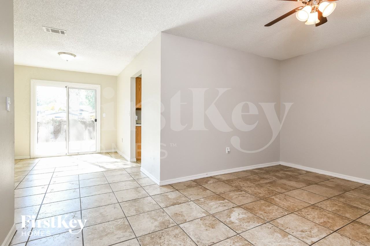 3650 Willys Ave - Photo 4 of 15